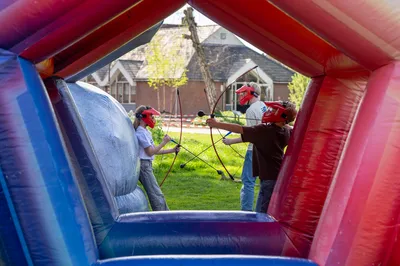 b4cfb051-a151-4e41-b7d4-fb3727af96fc