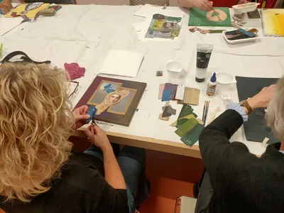 efeac60e-4278-40a8-a5a1-3f1ae2de9613