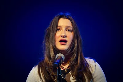 88ef6dc7-3c49-4a49-b6e2-e7f59745c149