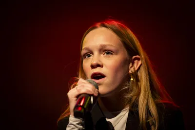 399b651e-bb4f-4f51-b553-195e0aa4dab8