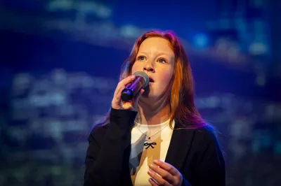 2c0864b1-001c-4e2b-bdfa-5a2880fe8eb2