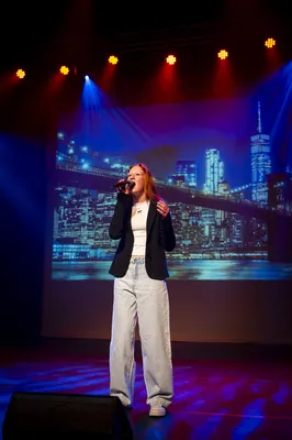 7f83270d-7b74-482b-bf71-fb7aeb32eb5e