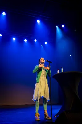 524e8341-dfb1-4100-9f35-8acc8930338e